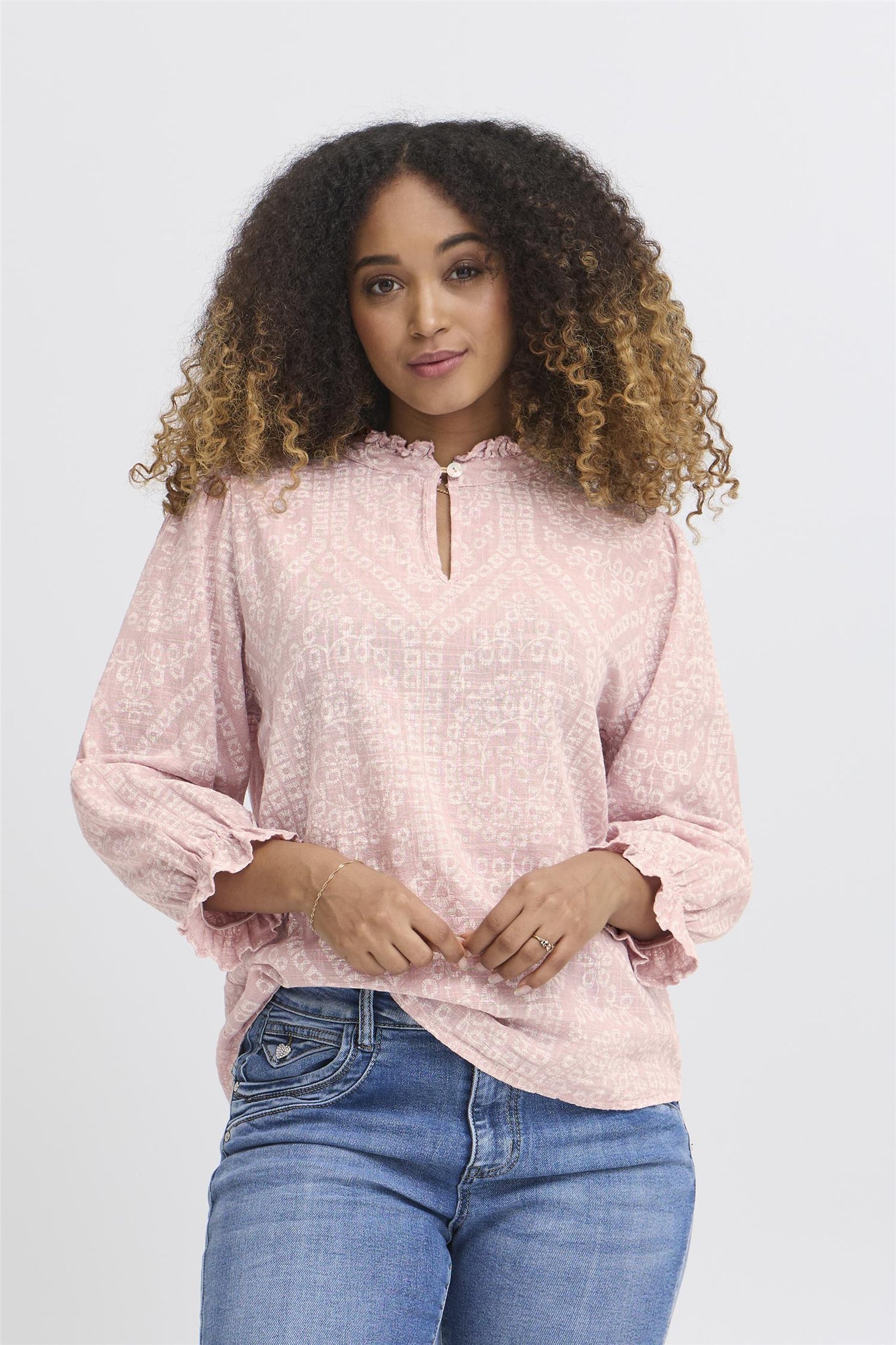 SBAlexa Lace Blouse