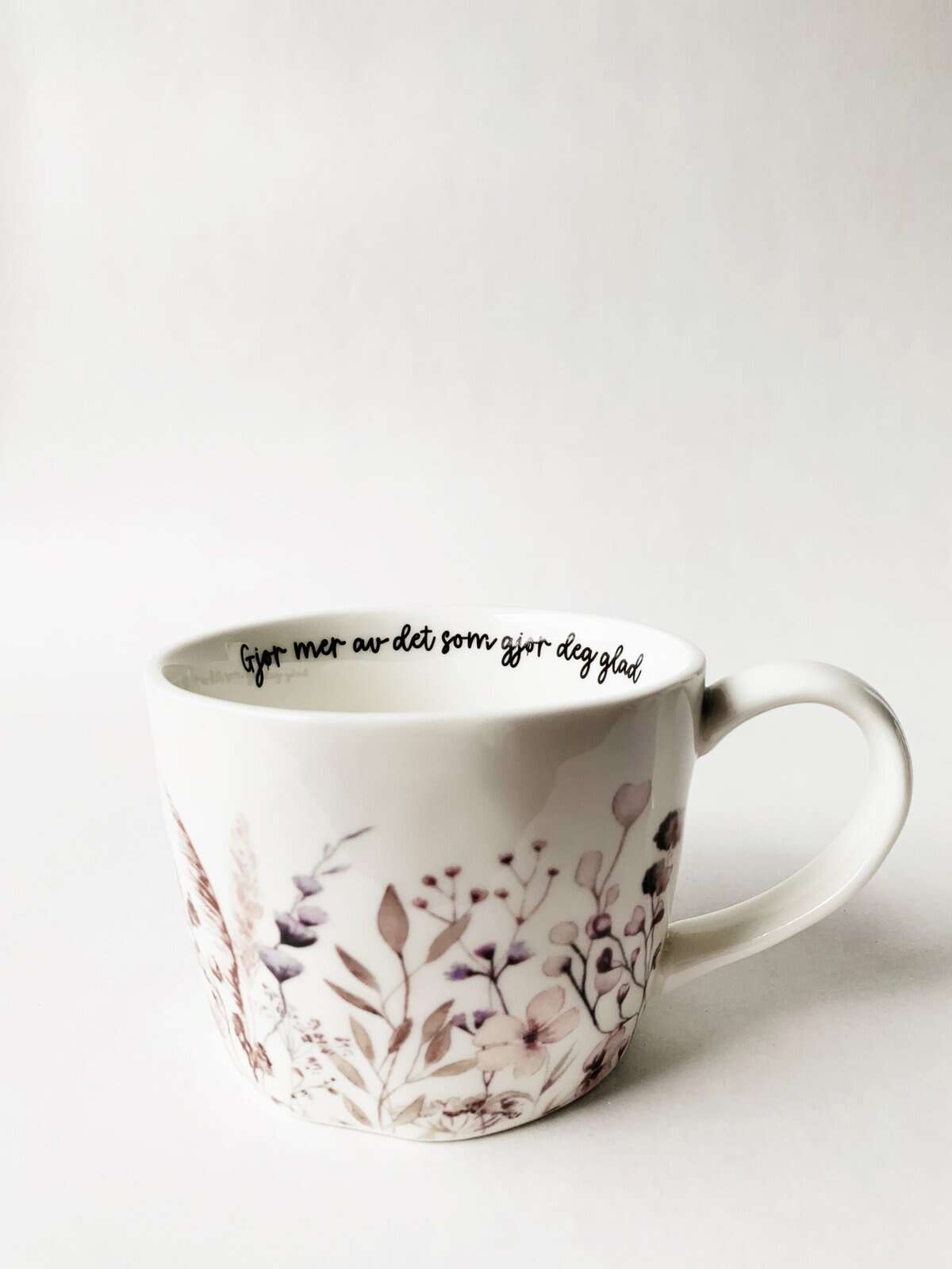 Krus Eng "Gjør Mer Av Det Som Gjør Deg Glad" 10x7,5 Cm