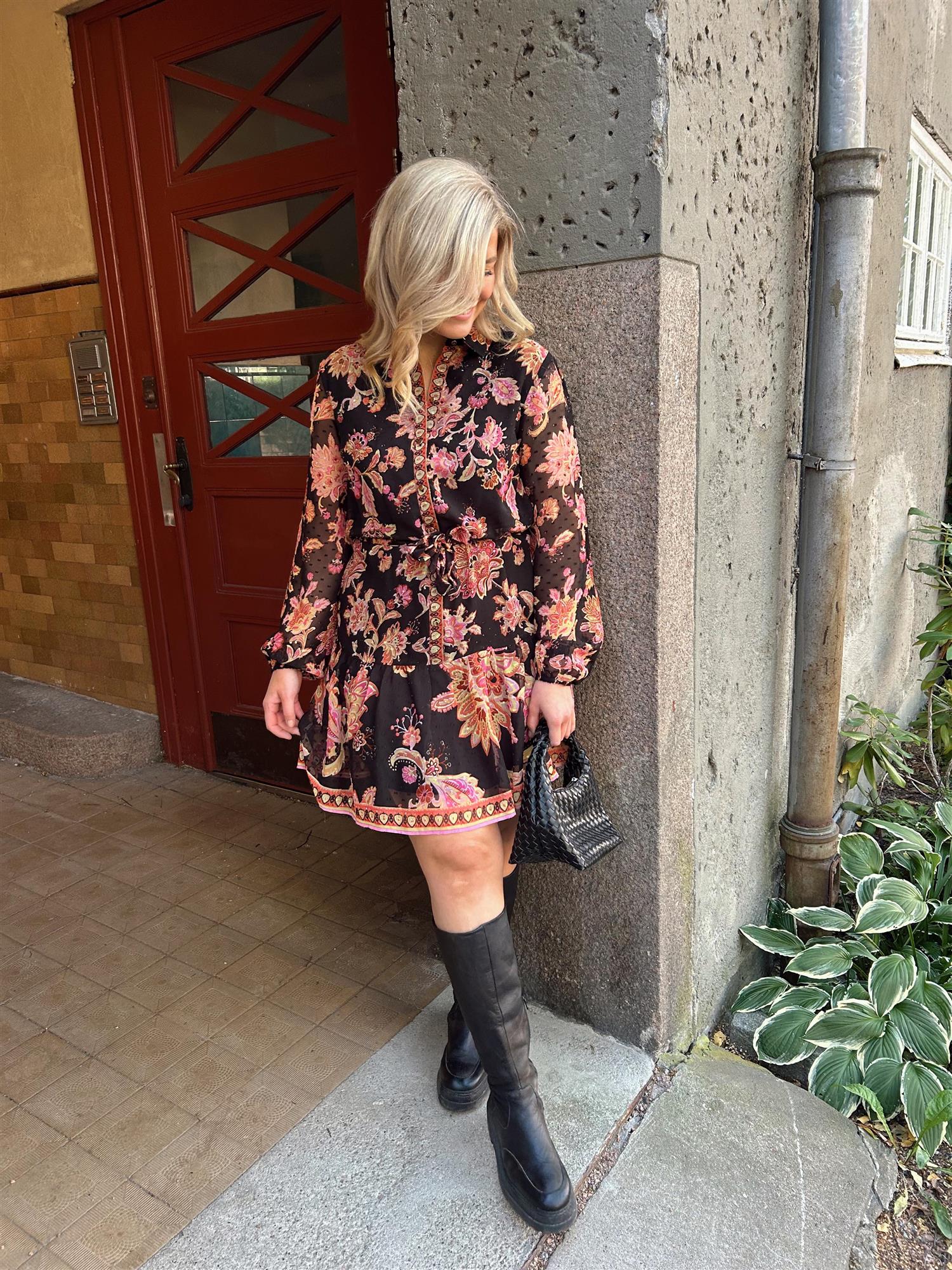 VIPraya O-Neck L/S Printed Short Dress/LN