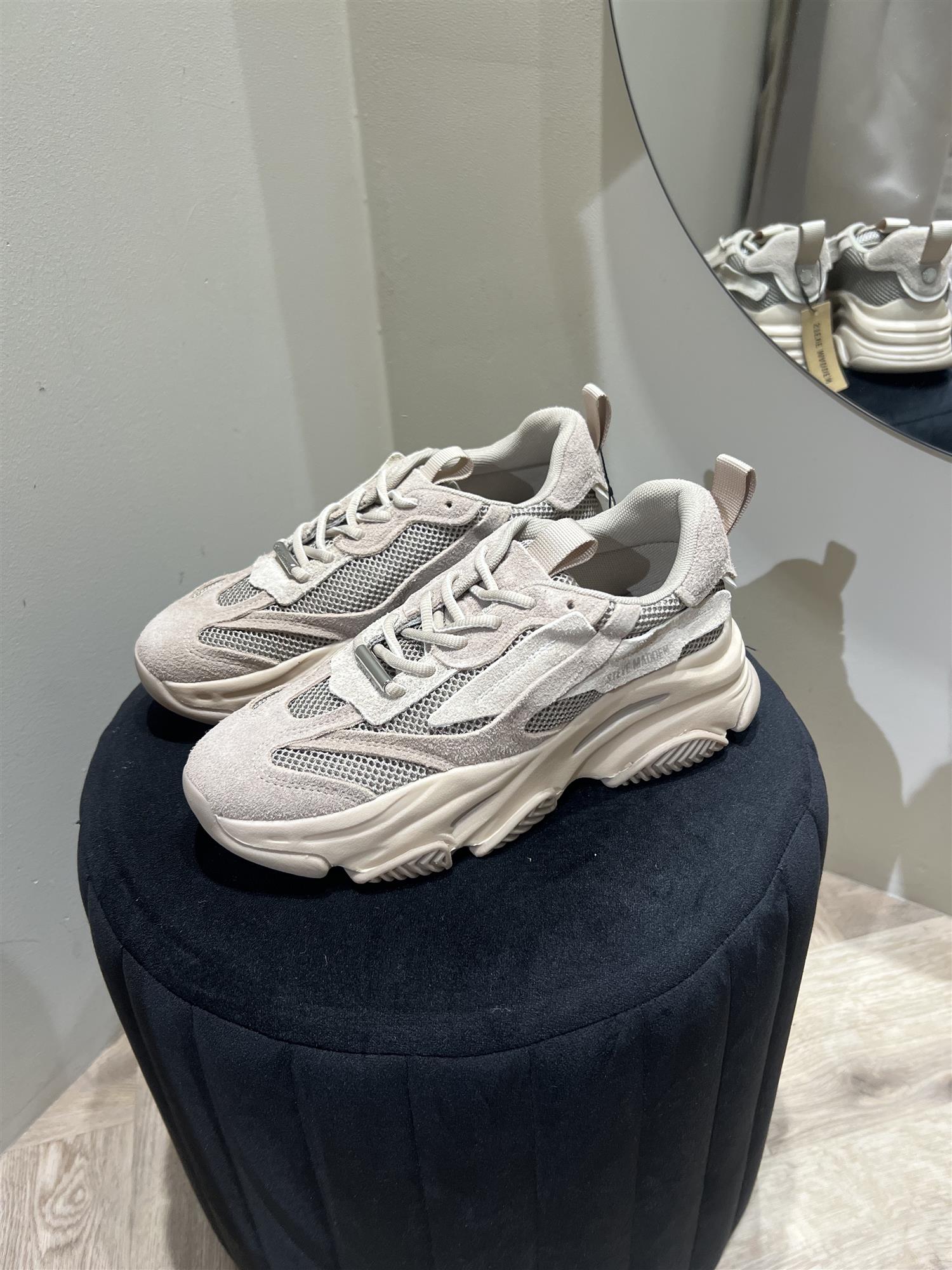 Possession-E Sneaker