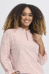 SBAlexa Lace Blouse