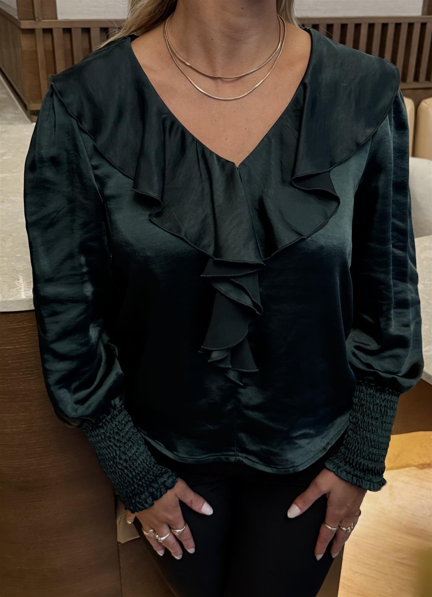 AWbea LS V-Neck Frill Blouse