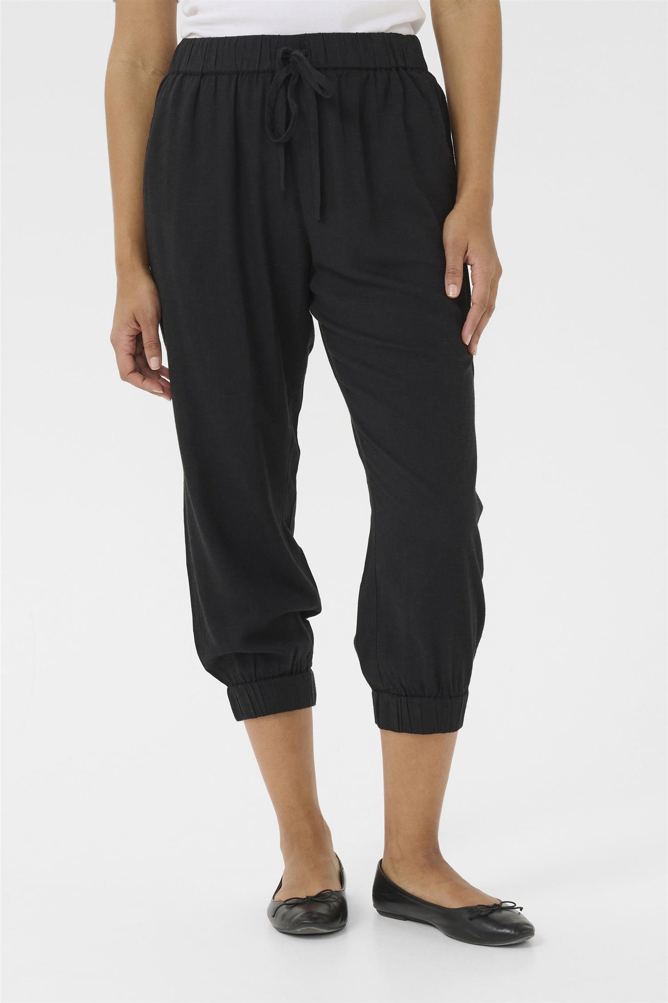 KAMilla Capri Pants