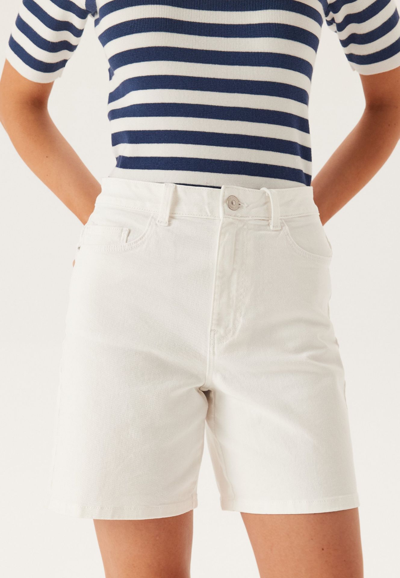 PCTora HW Denim Shorts