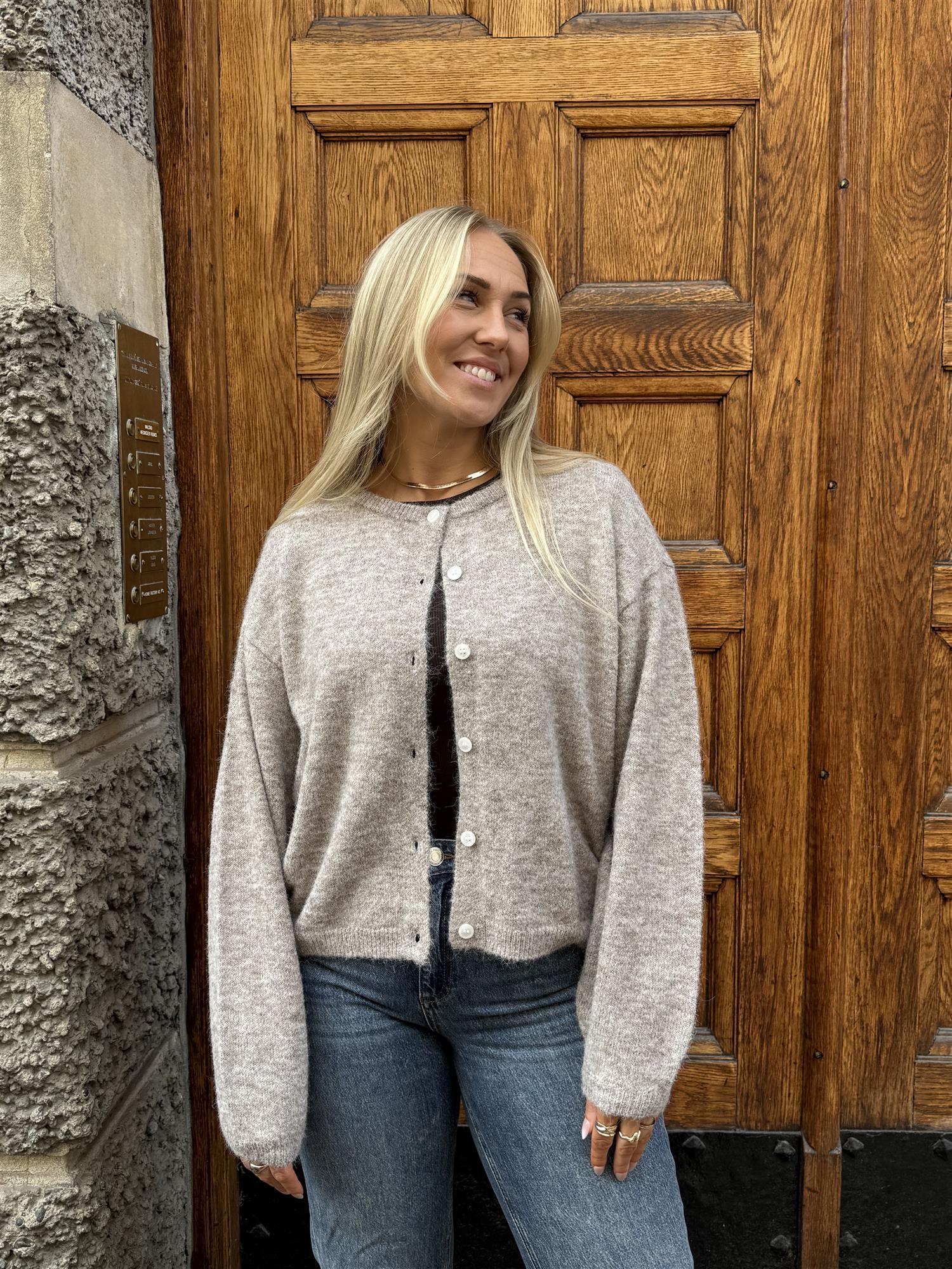 VMHope LS O-Neck Button Cardigan SB