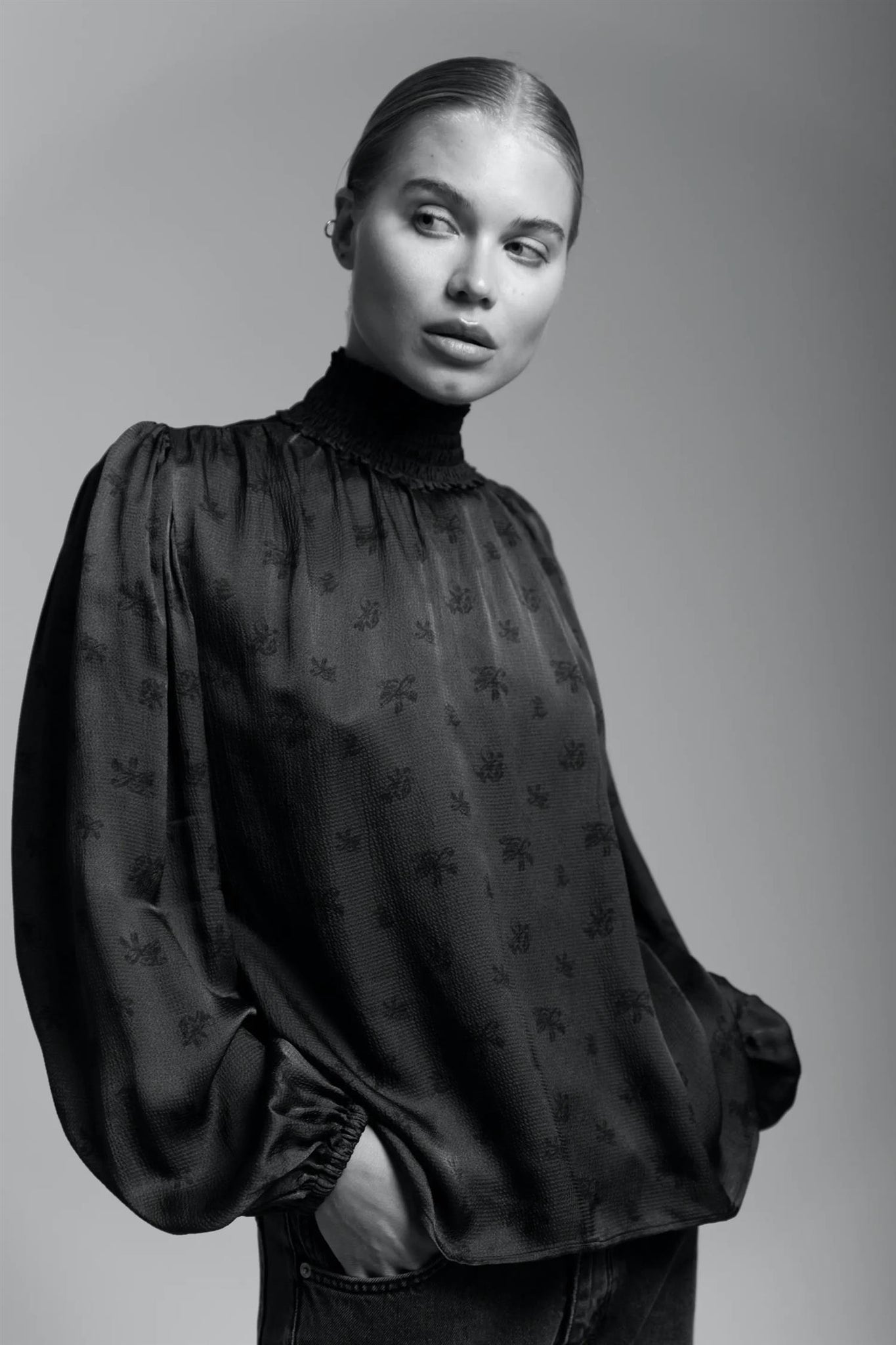 ANNA BLOUSE